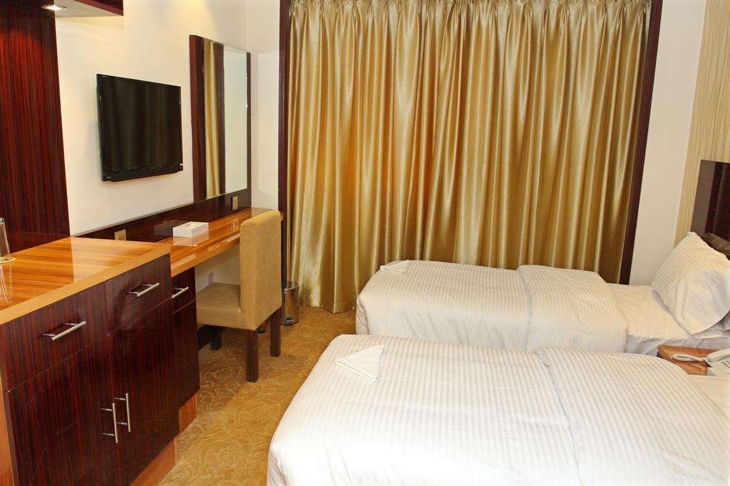 Fal Hotel L.L.C Dubai Oda fotoğraf